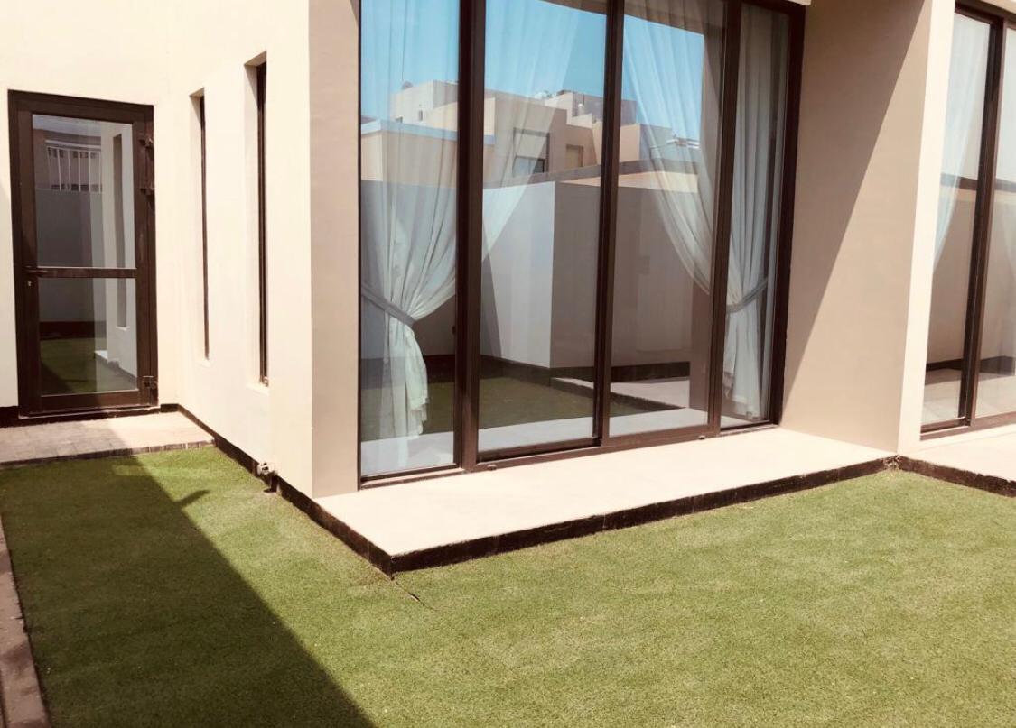 للايجار فيلا بمنطقة سار