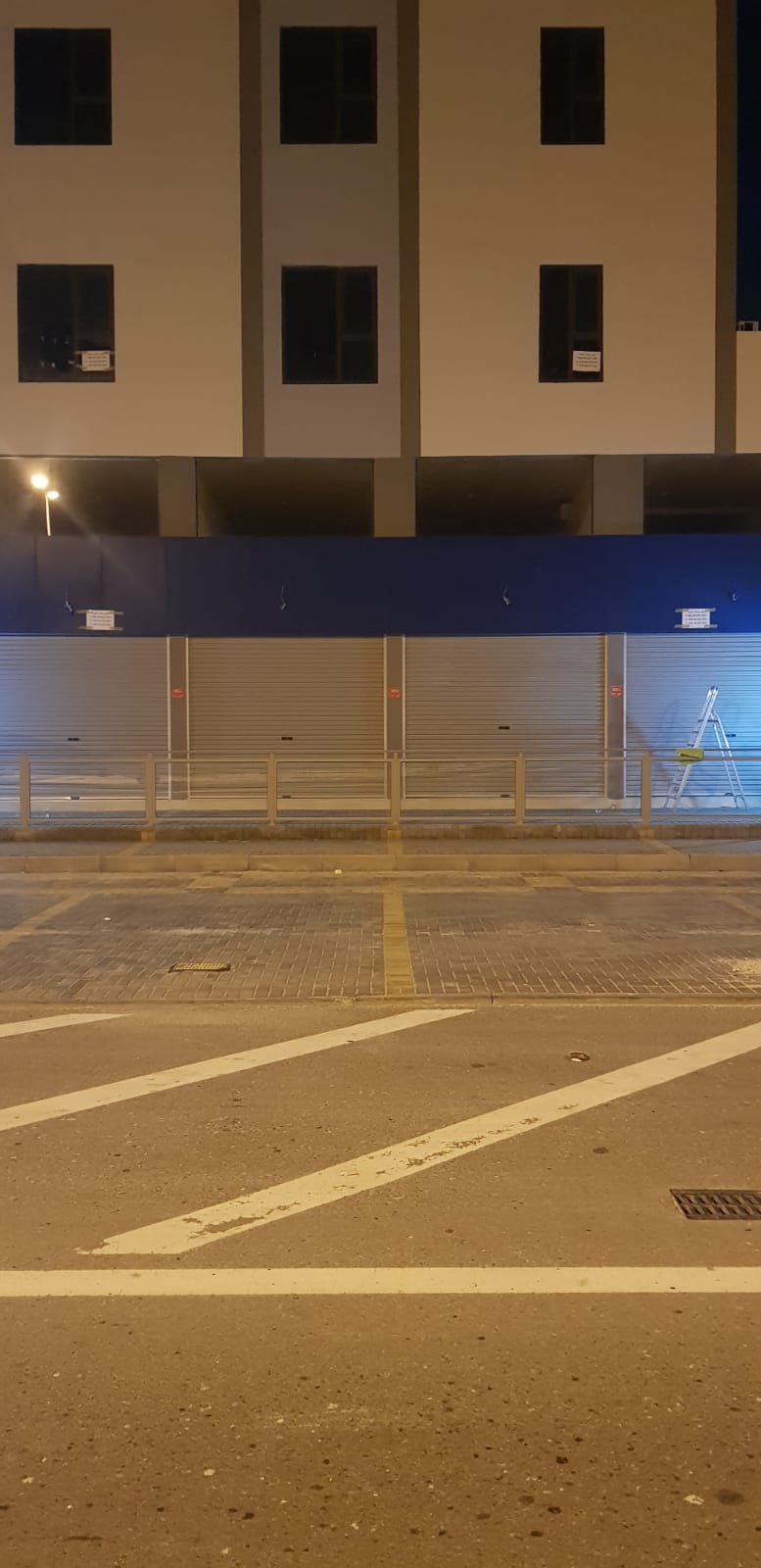 مبنى للبيع في منطقة بوابة الحد الاستثمارية