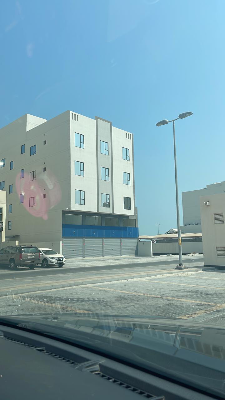 مبنى للبيع في منطقة بوابة الحد الاستثمارية