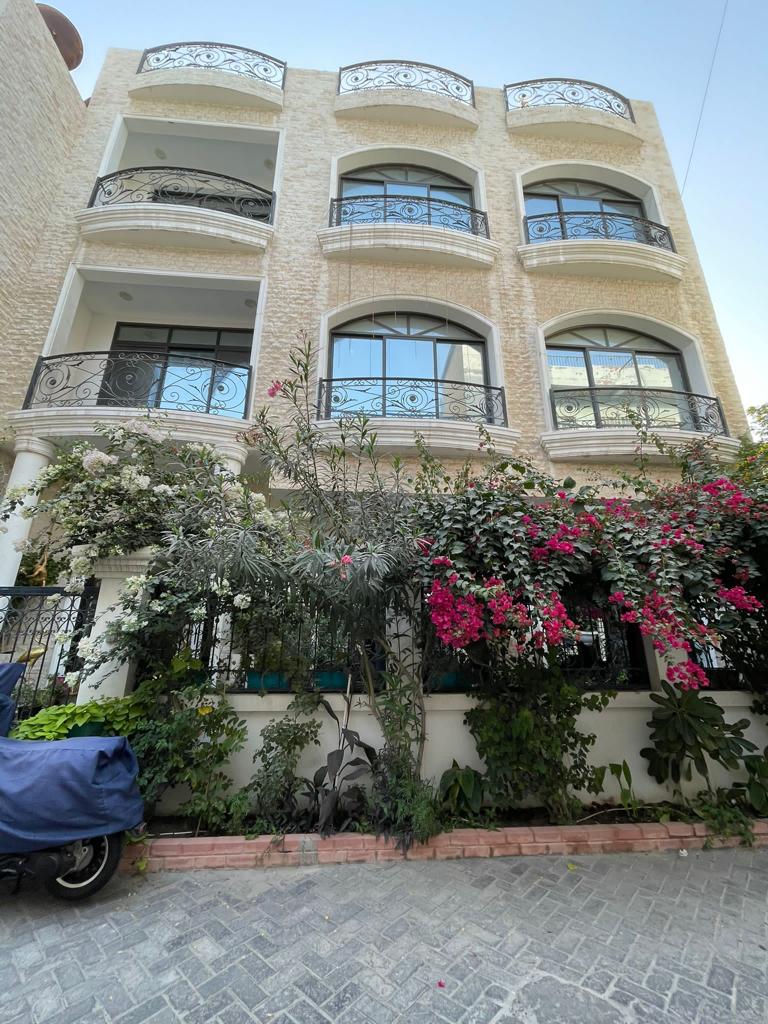 للبيع منزل في الصالحية