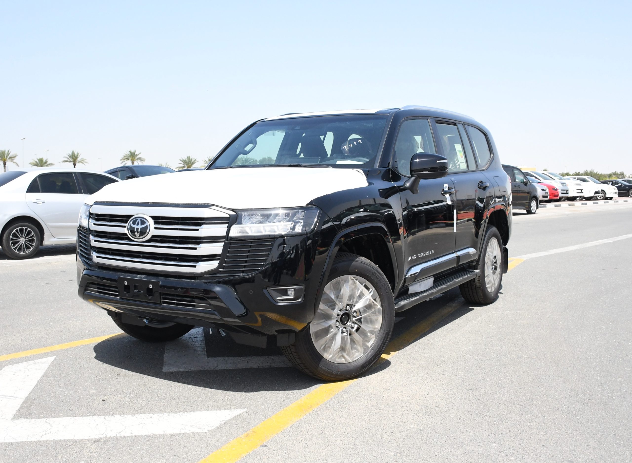 تويوتا لاند كروزر GX R 2024