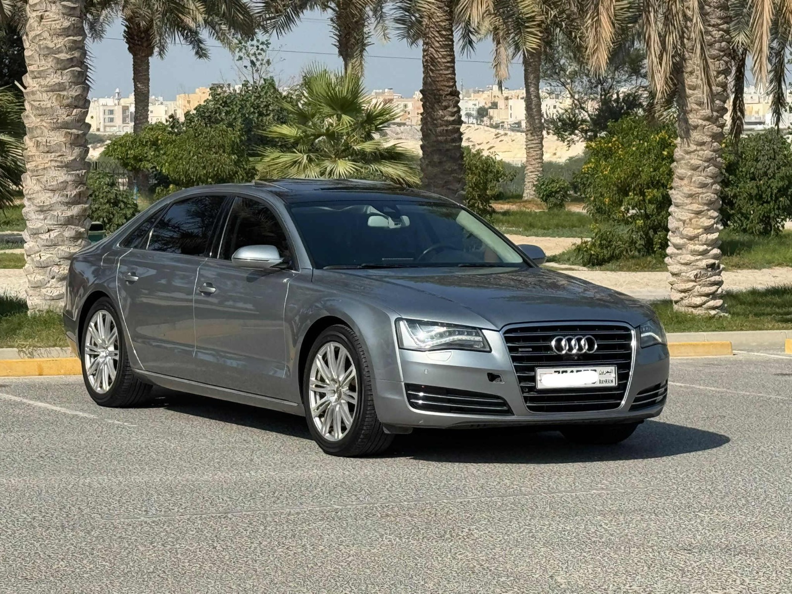 Audi A8L 2012 (Grey)