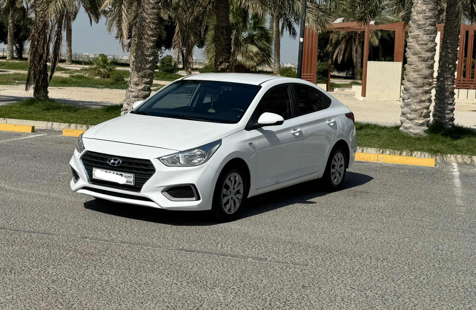 Hyundai Accent 2019 (White)