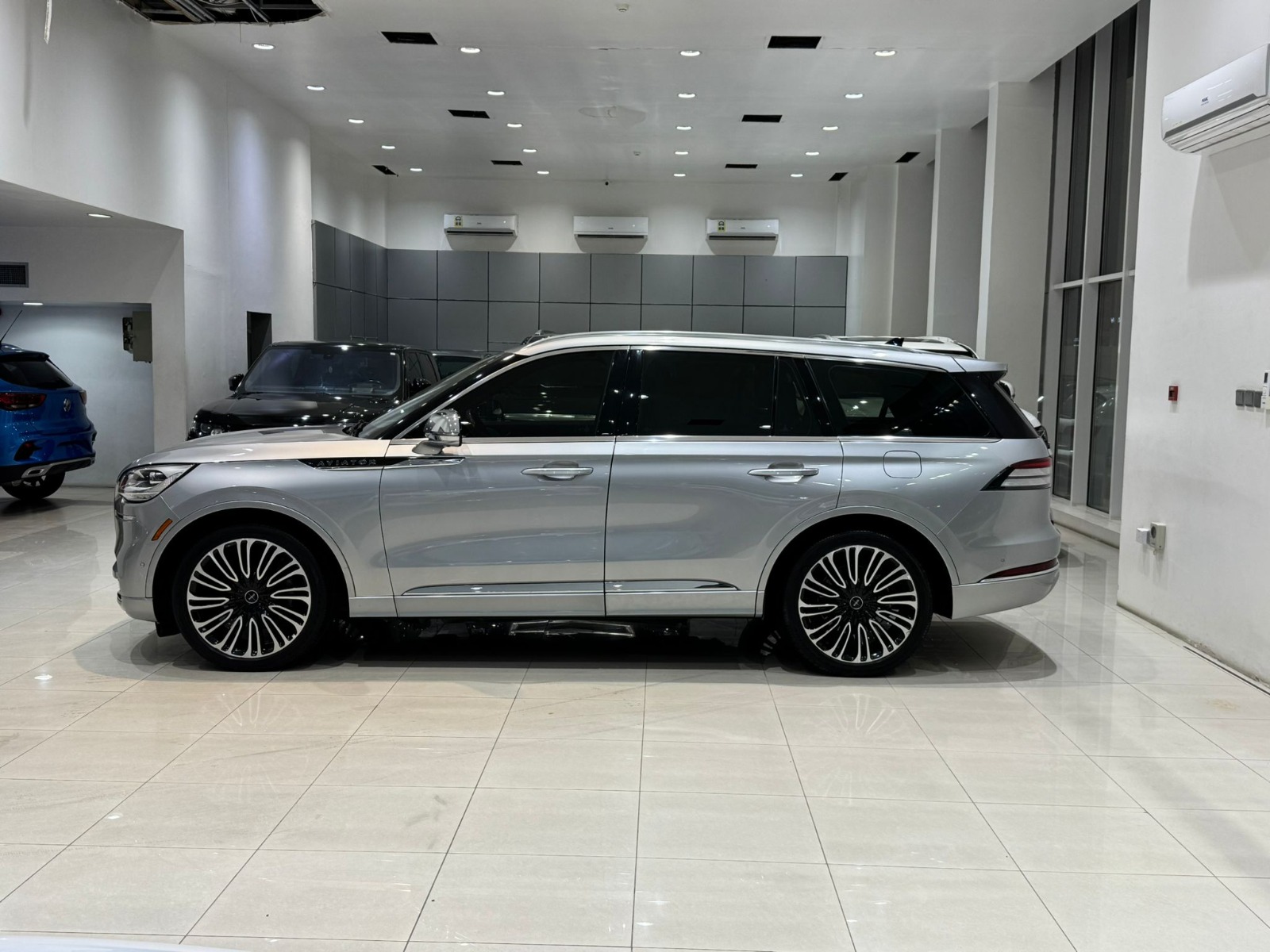Lincoln Aviator Royal 2022 (Silver)