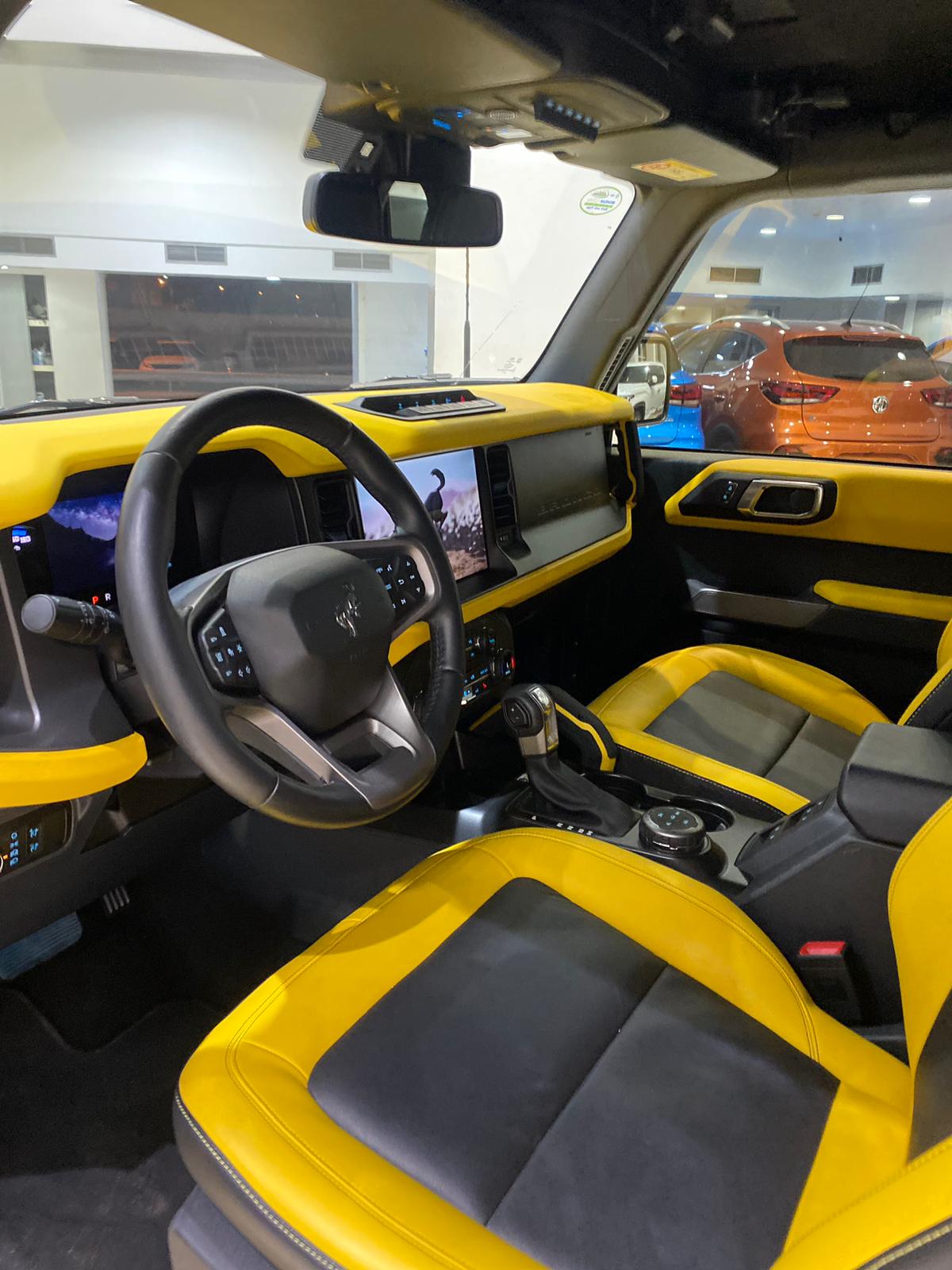 Ford Bronco Wildtrak 2022 (Yellow)