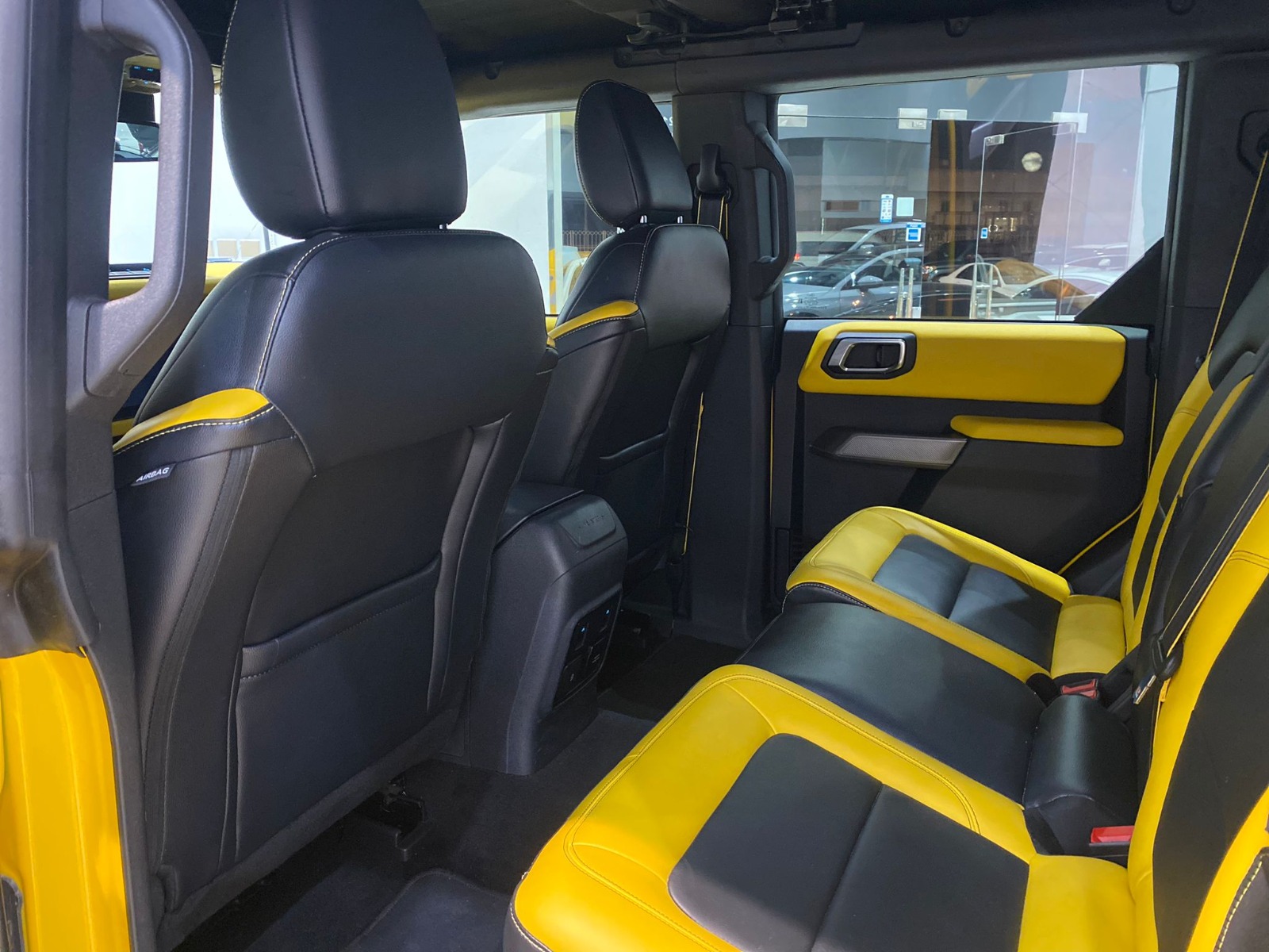 Ford Bronco Wildtrak 2022 (Yellow)