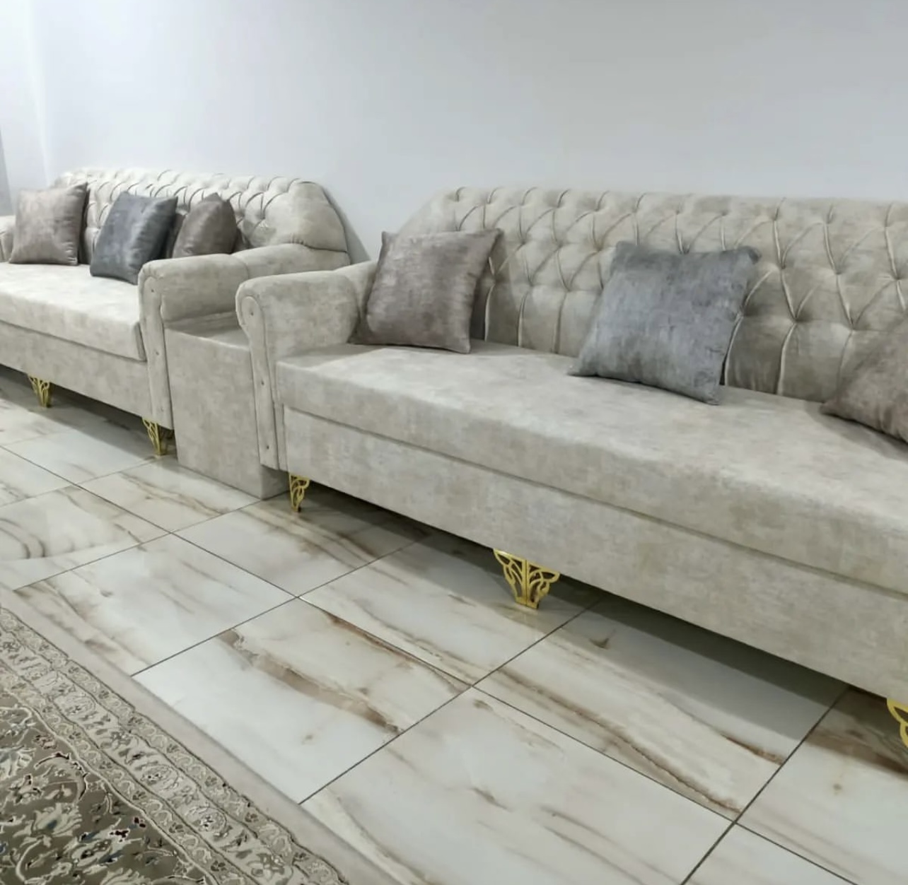 اليقين للتنجيدات