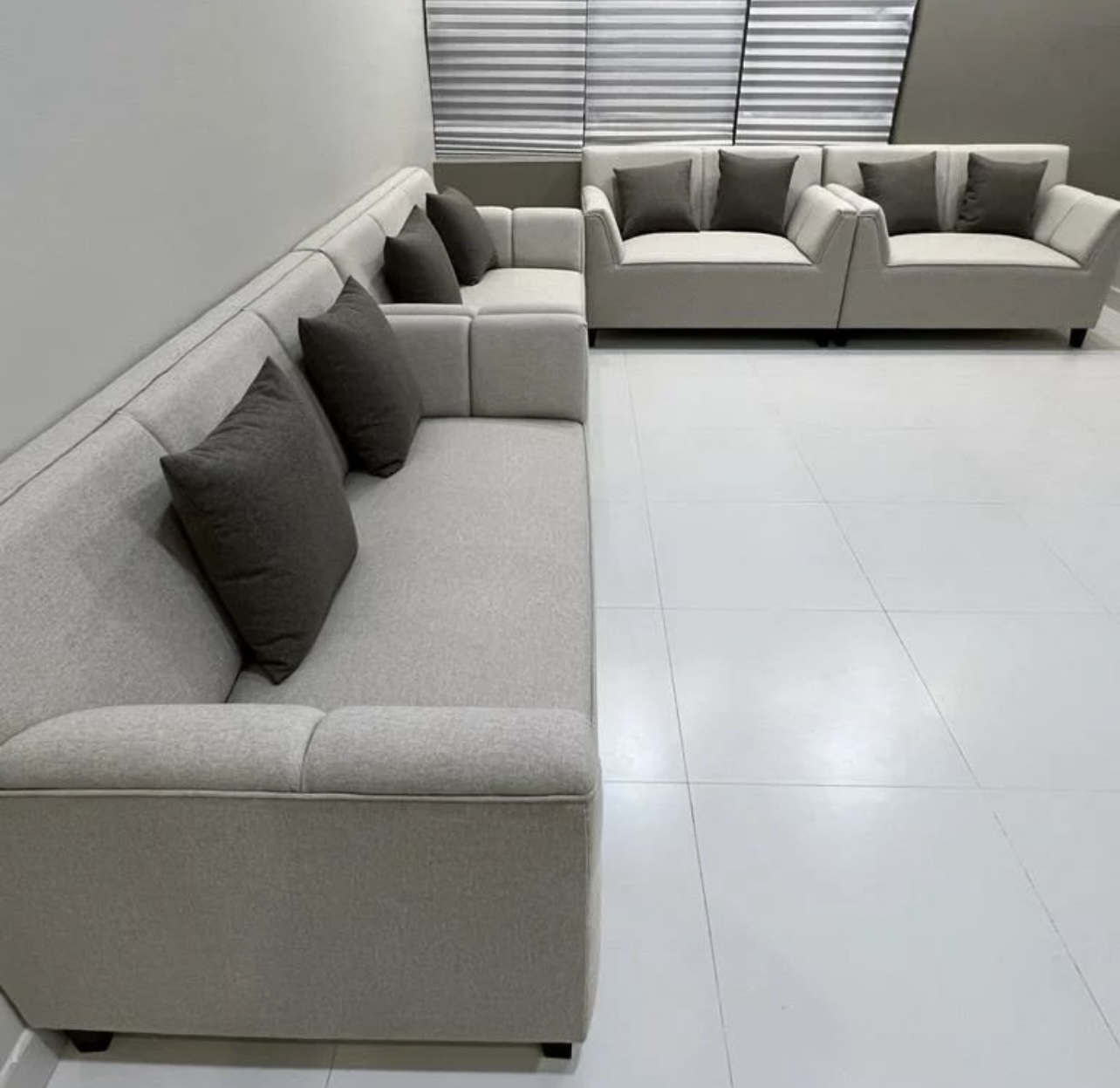 اليقين للتنجيدات