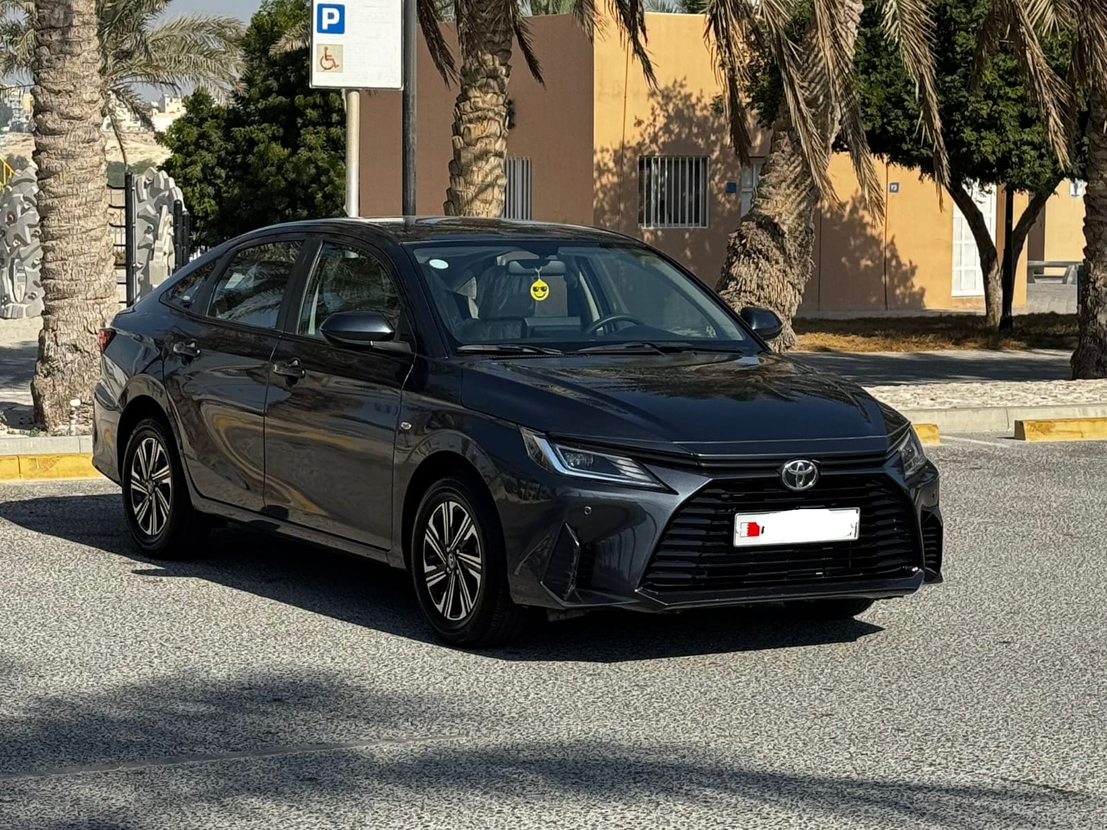 Toyota Yaris 2024 (Grey)