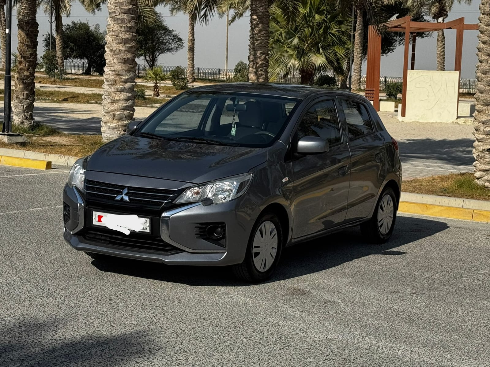 Mitsubishi Space Star 2021 (Grey)