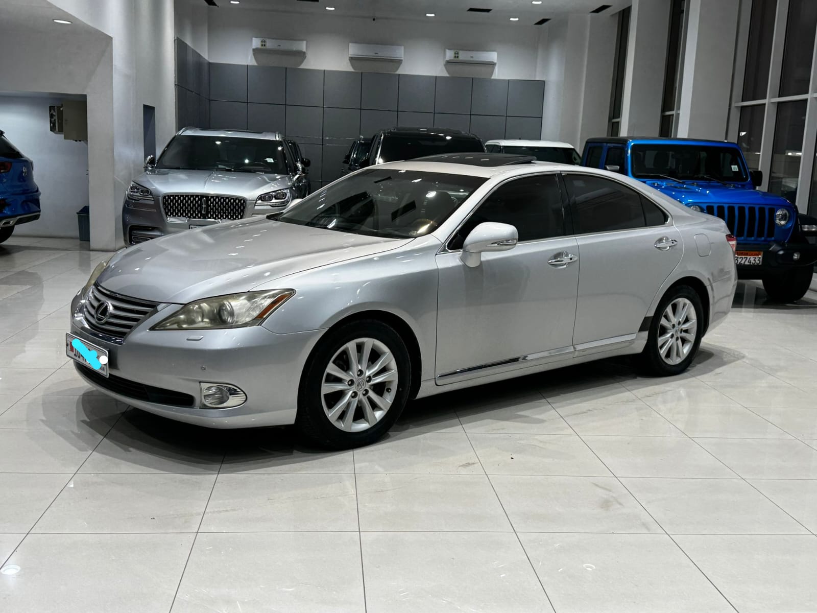 🚗 For Sale: 2012 Lexus ES 350 (Silver) ✨