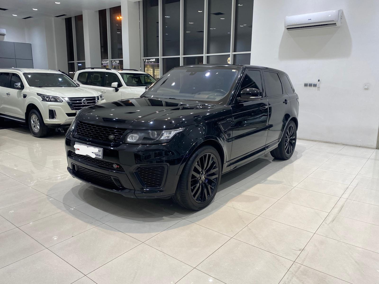 Range Rover Sport SVR 2015 (Black)