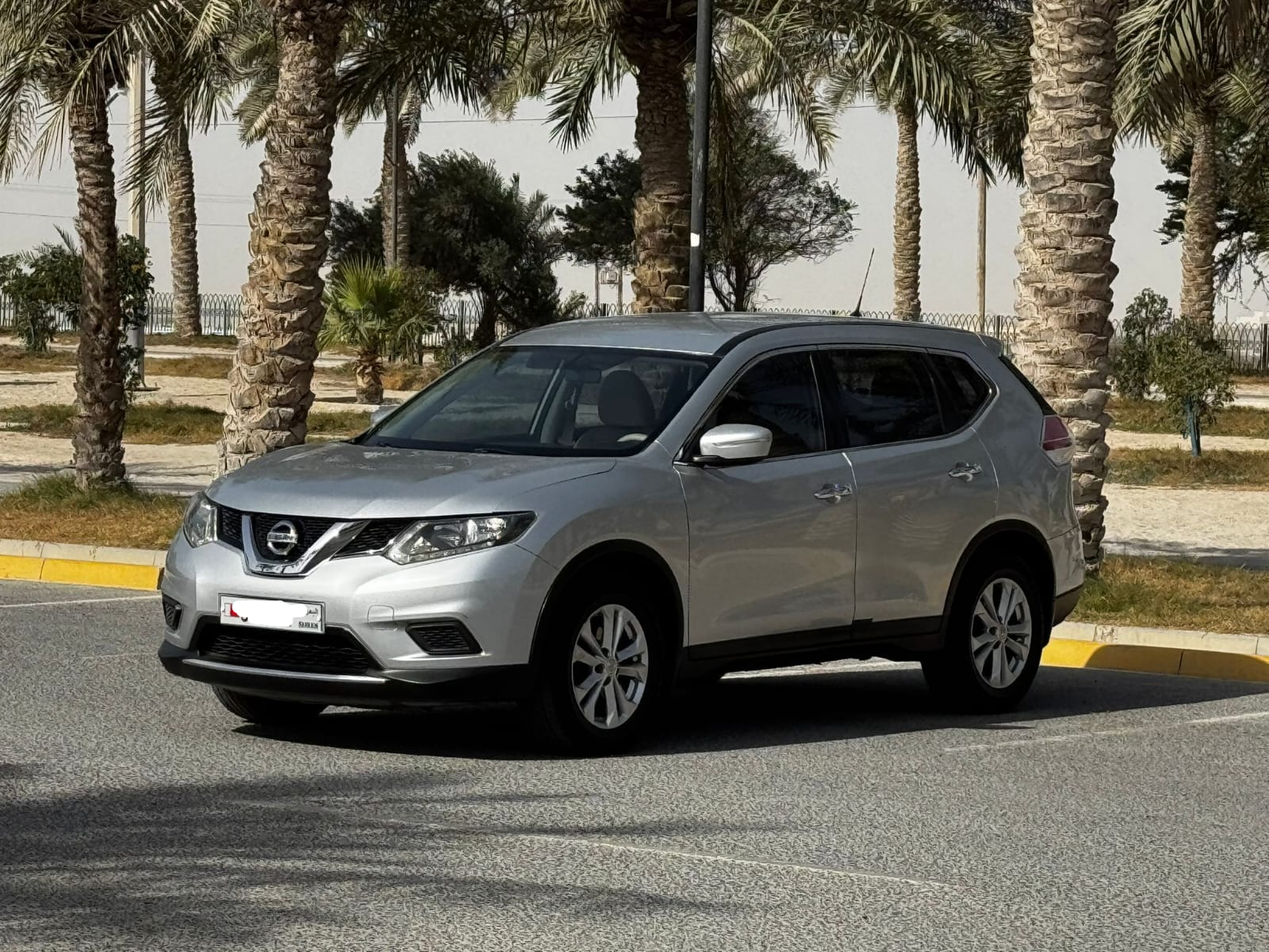 Nissan X-Trail 2017 (Silver)