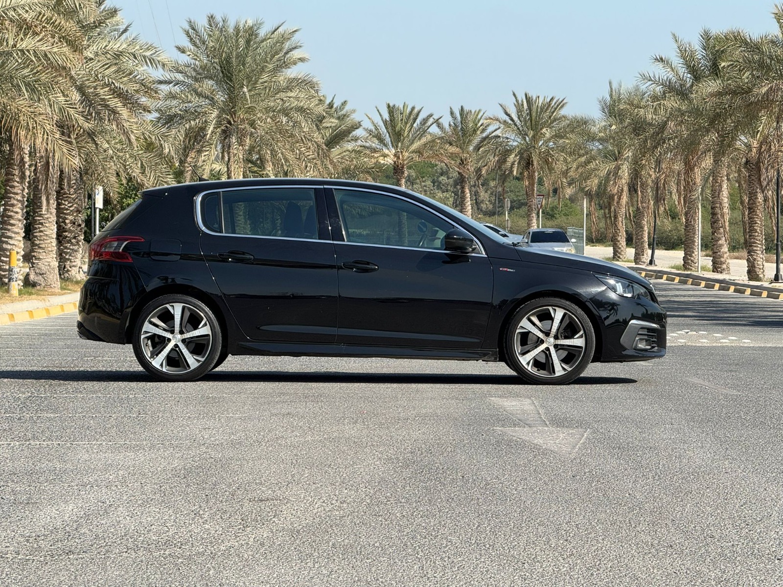 Peugeot 308 GT 2018 (Black)