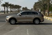 Volkswagen Touareg 2018 (Gold)