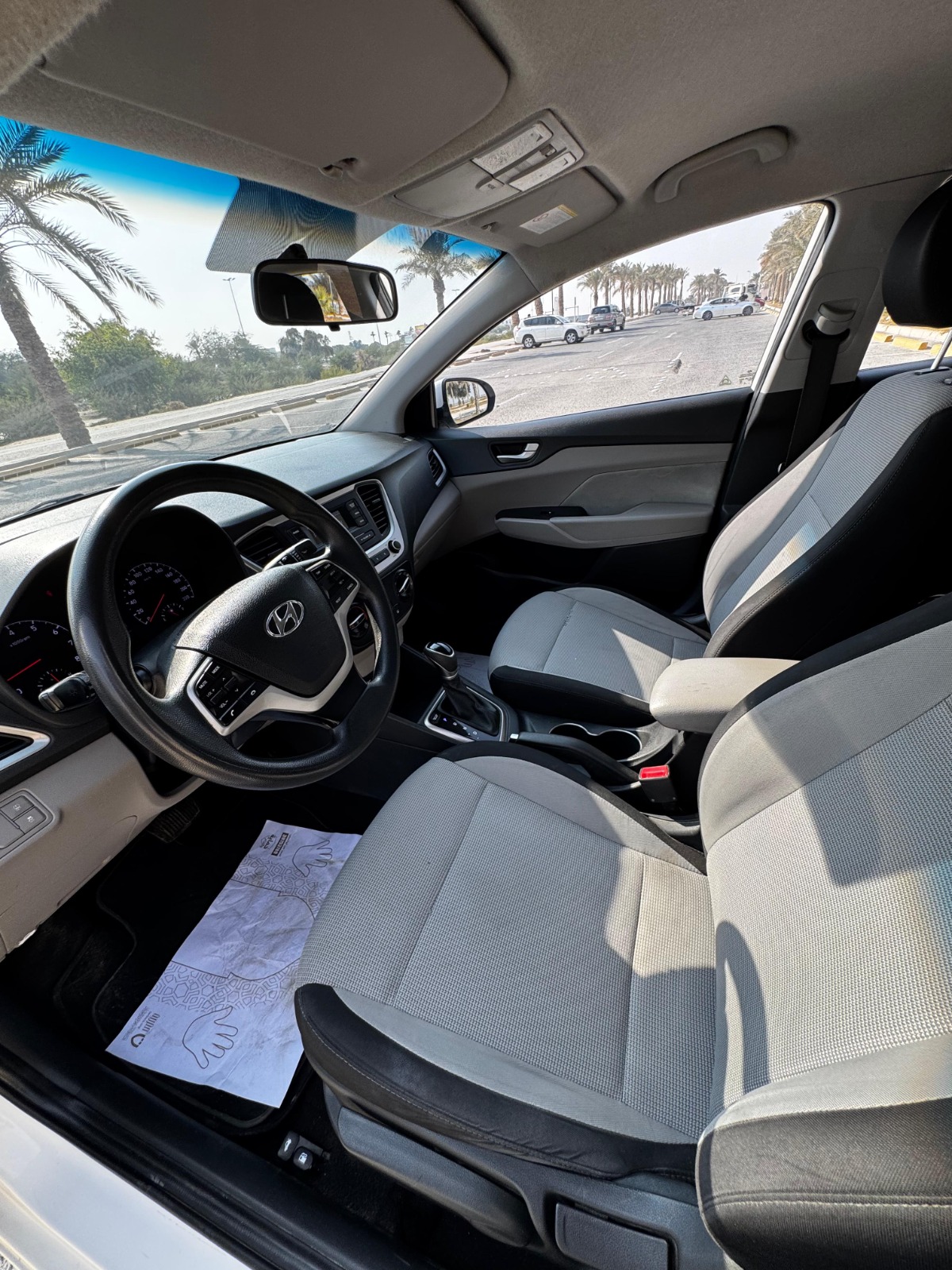 Hyundai Accent 2020 (White)