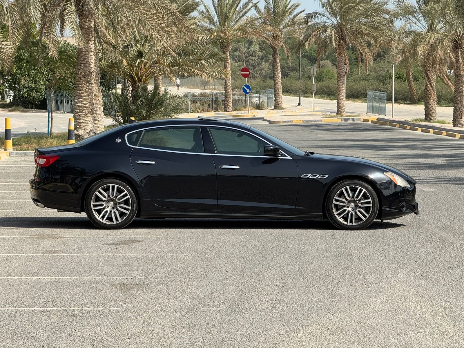 Maserati Quattroporte 2015 (Black)
