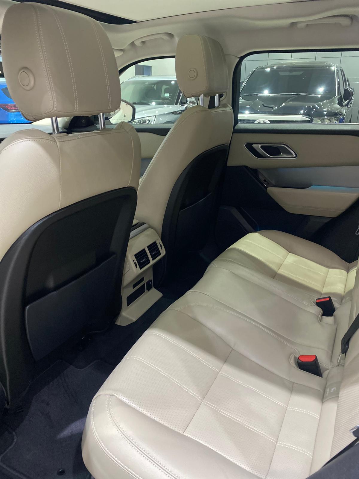 🚗 For Sale: 2018 Range Rover Velar R-Dynamic (White & Black) 🖤