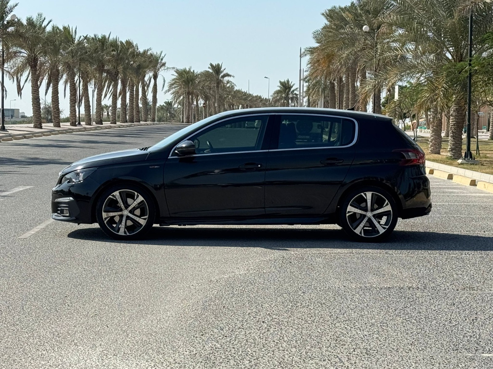 Peugeot 308 GT 2018 (Black)