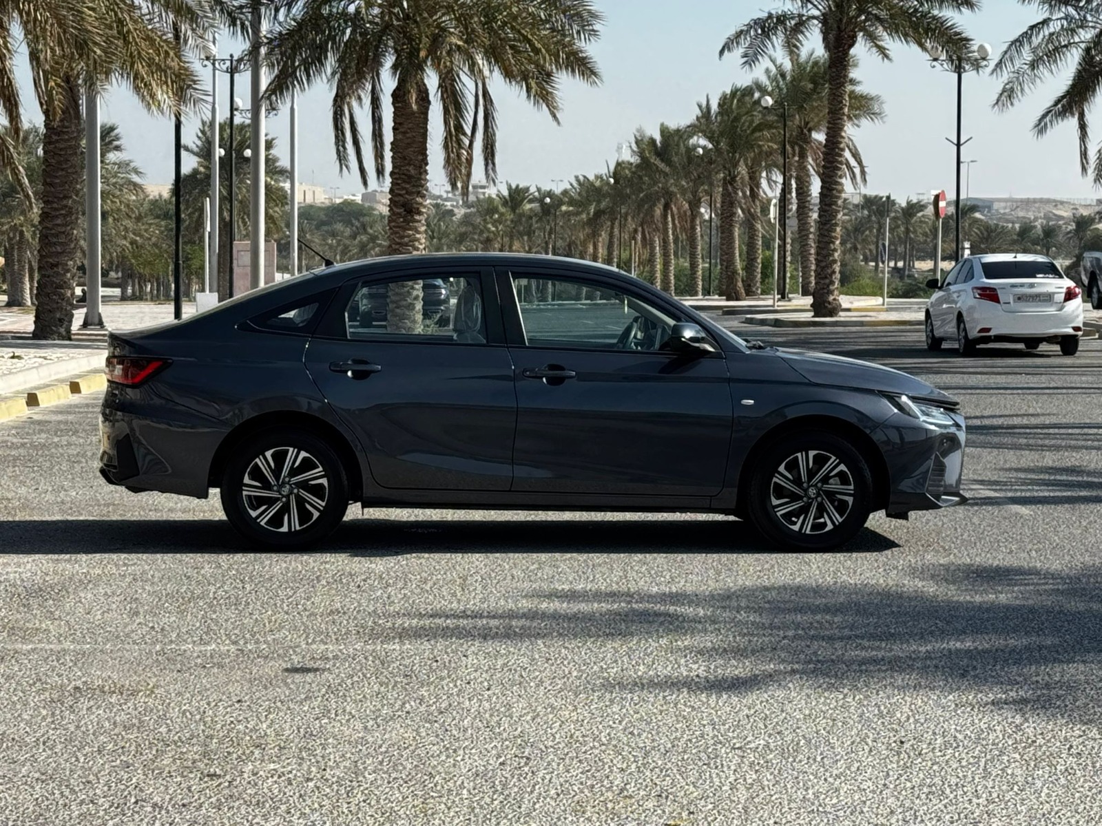 Toyota Yaris 2024 (Grey)