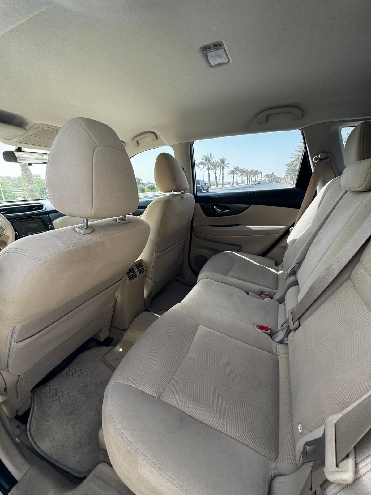 Nissan X-Trail 2017 (Silver)