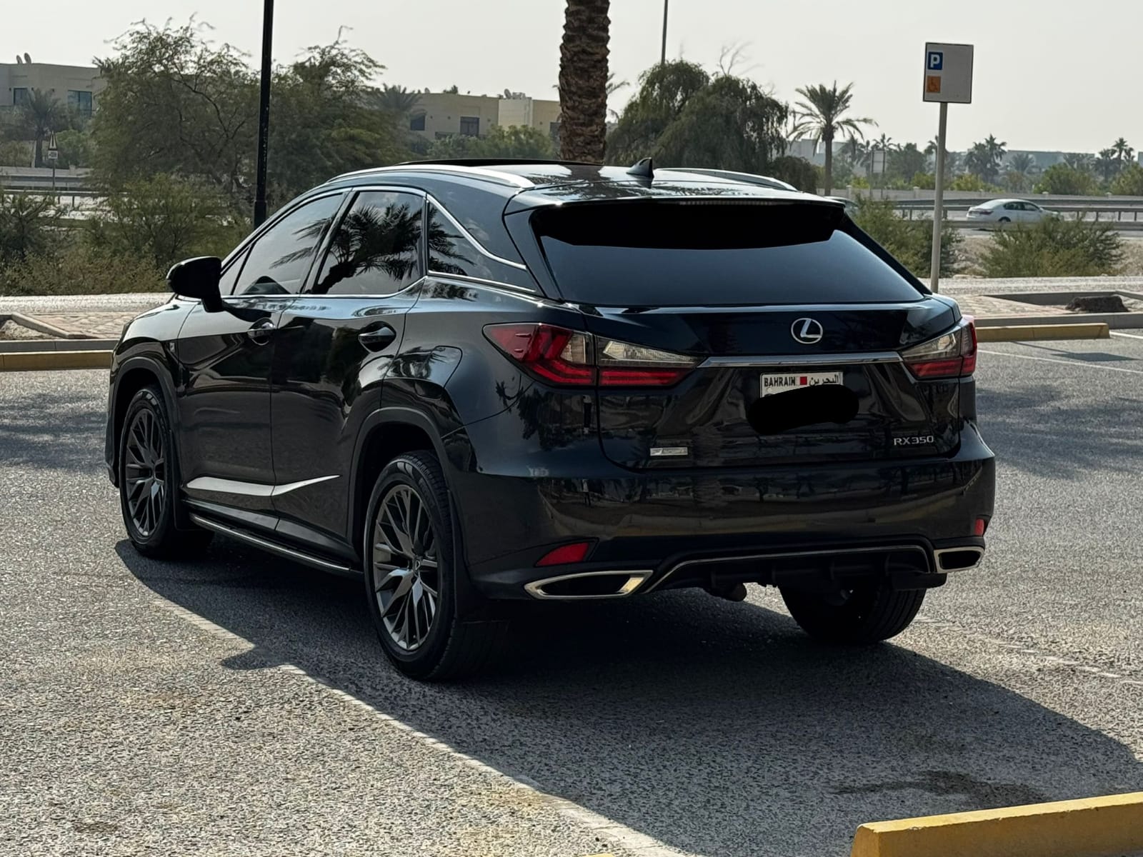 Lexus RX-350 2022 (Black)