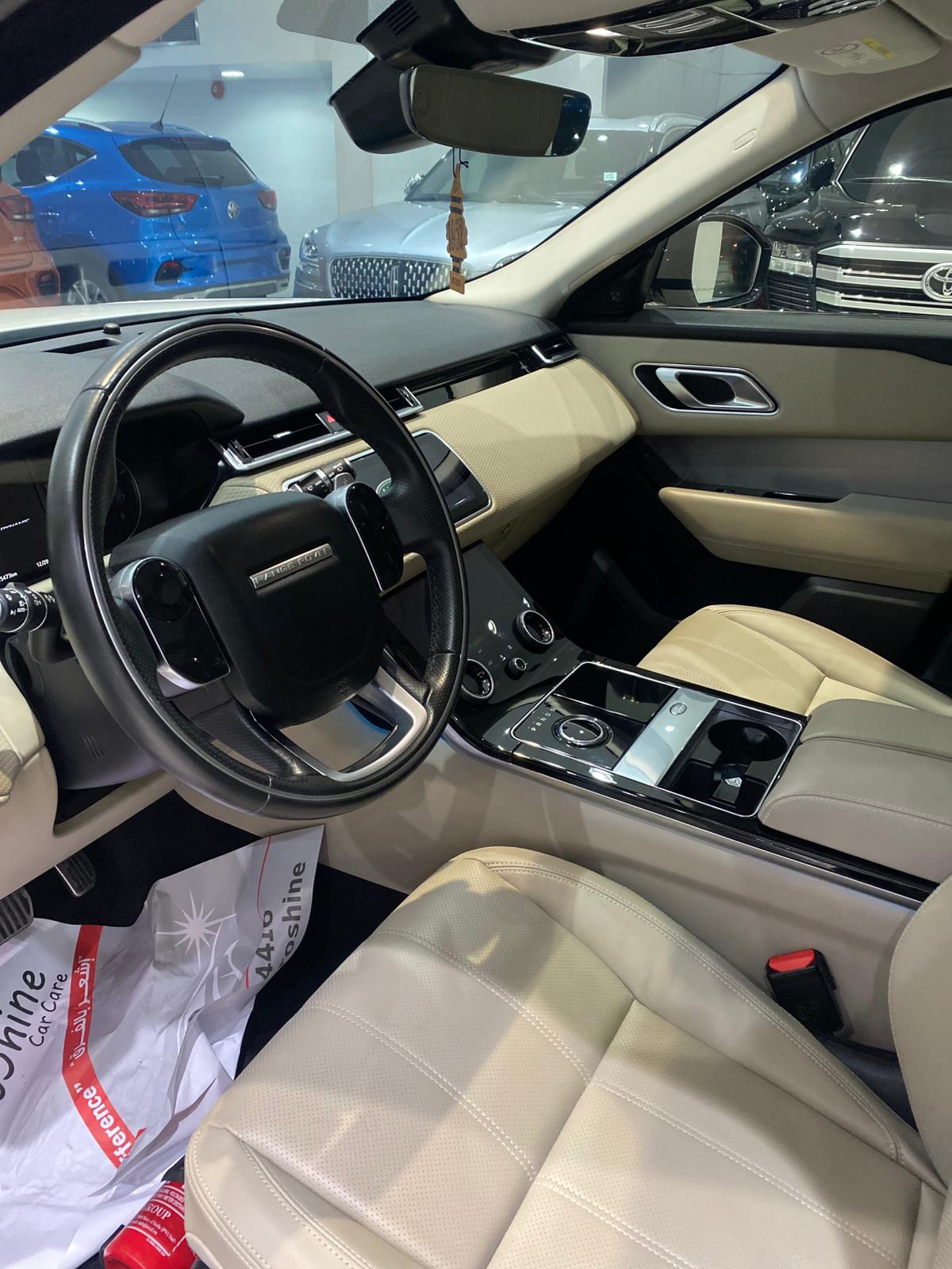 🚗 For Sale: 2018 Range Rover Velar R-Dynamic (White & Black) 🖤