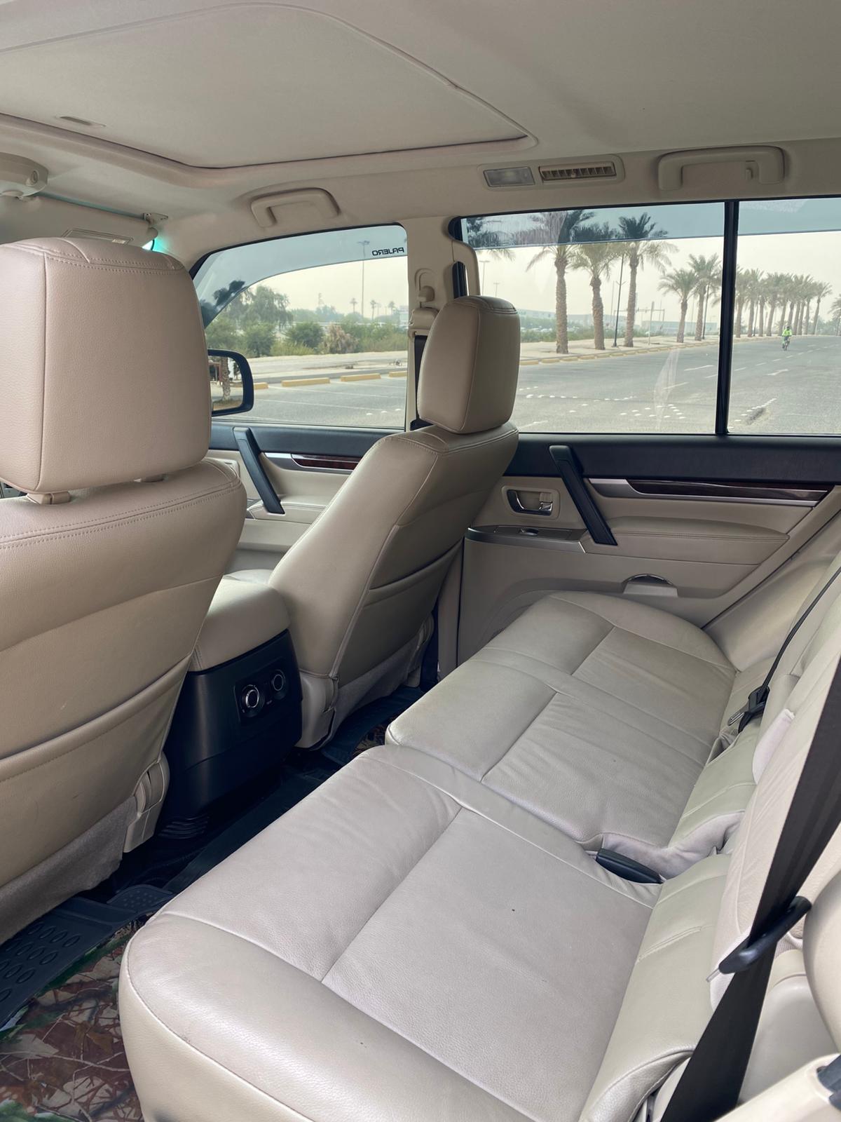 2018 Mitsubishi Pajero GLS (Grey)