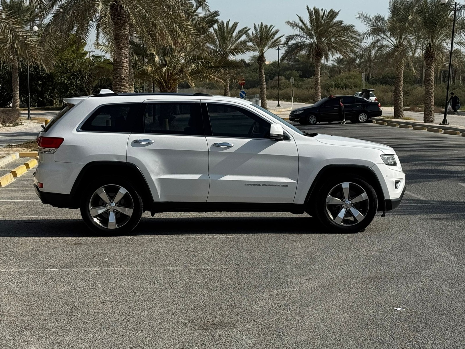 Jeep Grand Cherokee LTD 2015 (White)