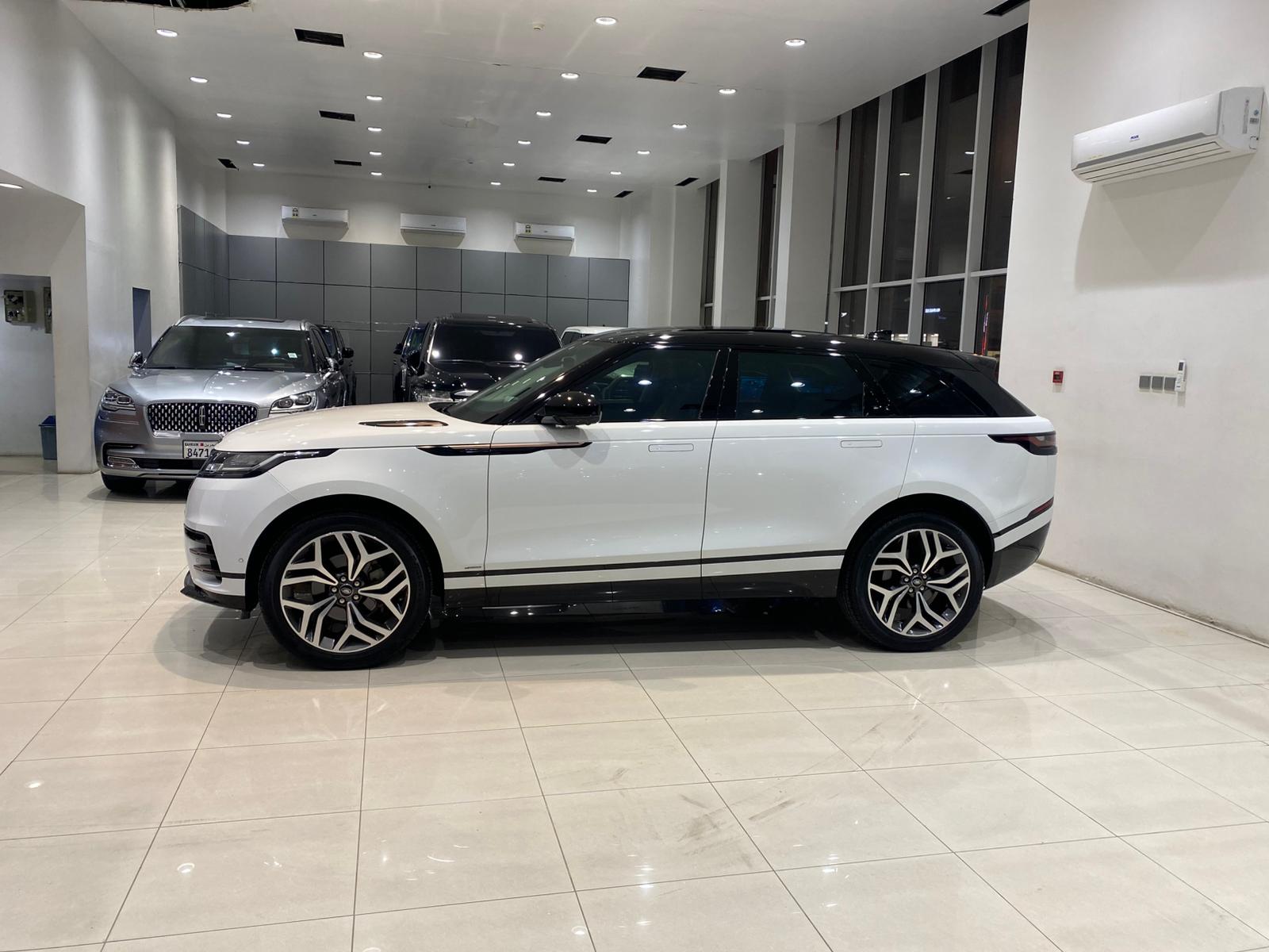 🚗 For Sale: 2018 Range Rover Velar R-Dynamic (White & Black) 🖤