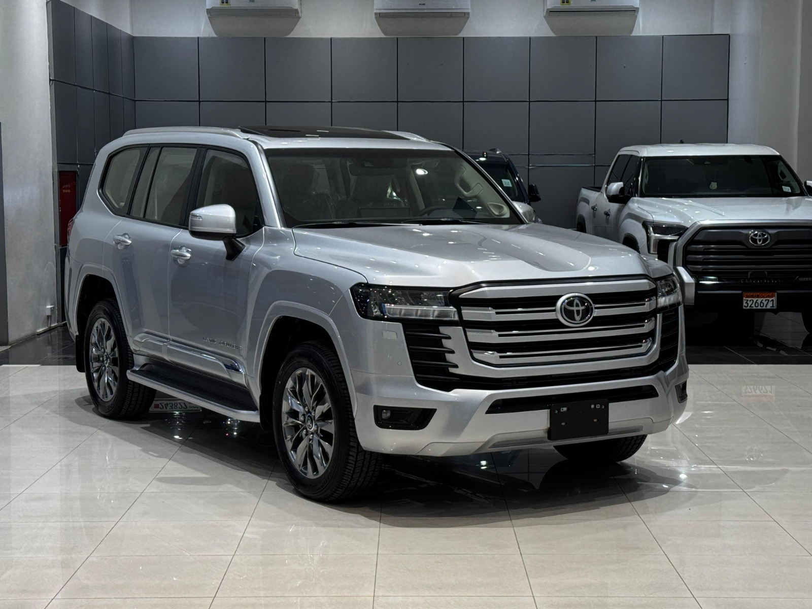 🚗✨ FOR SALE: Toyota Land Cruiser GX-R 2024 (Silver) ✨