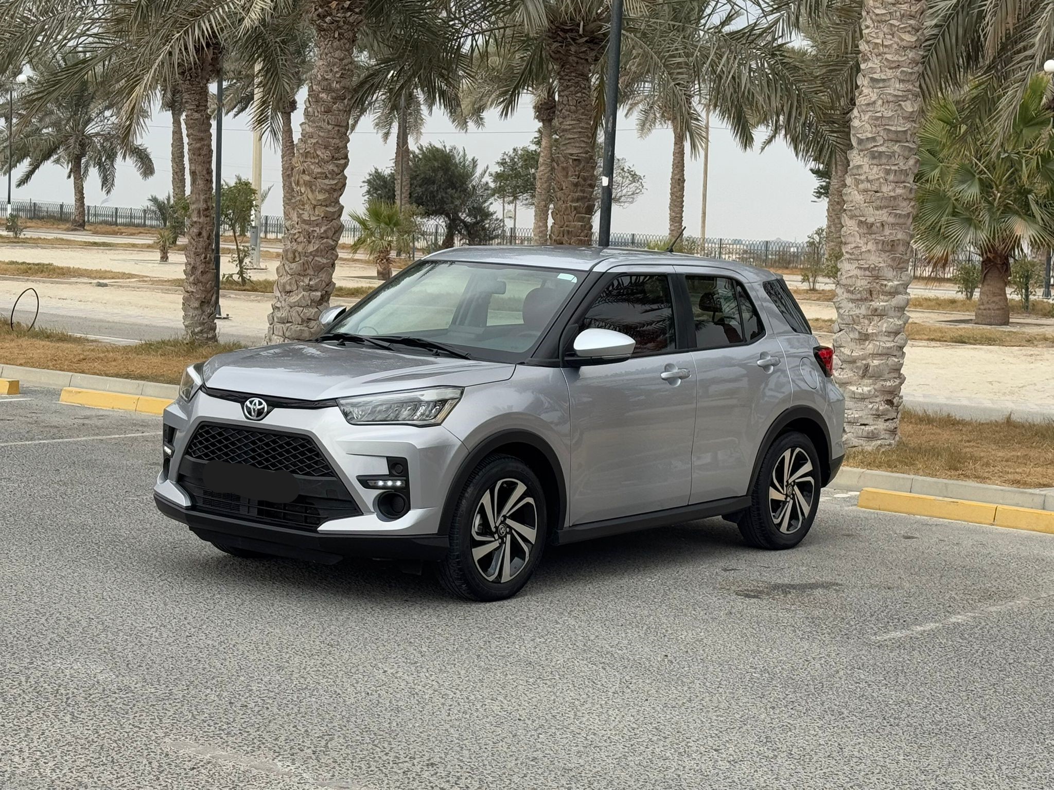 🚗 For Sale: Toyota Raize 2022 (Silver) 🚗