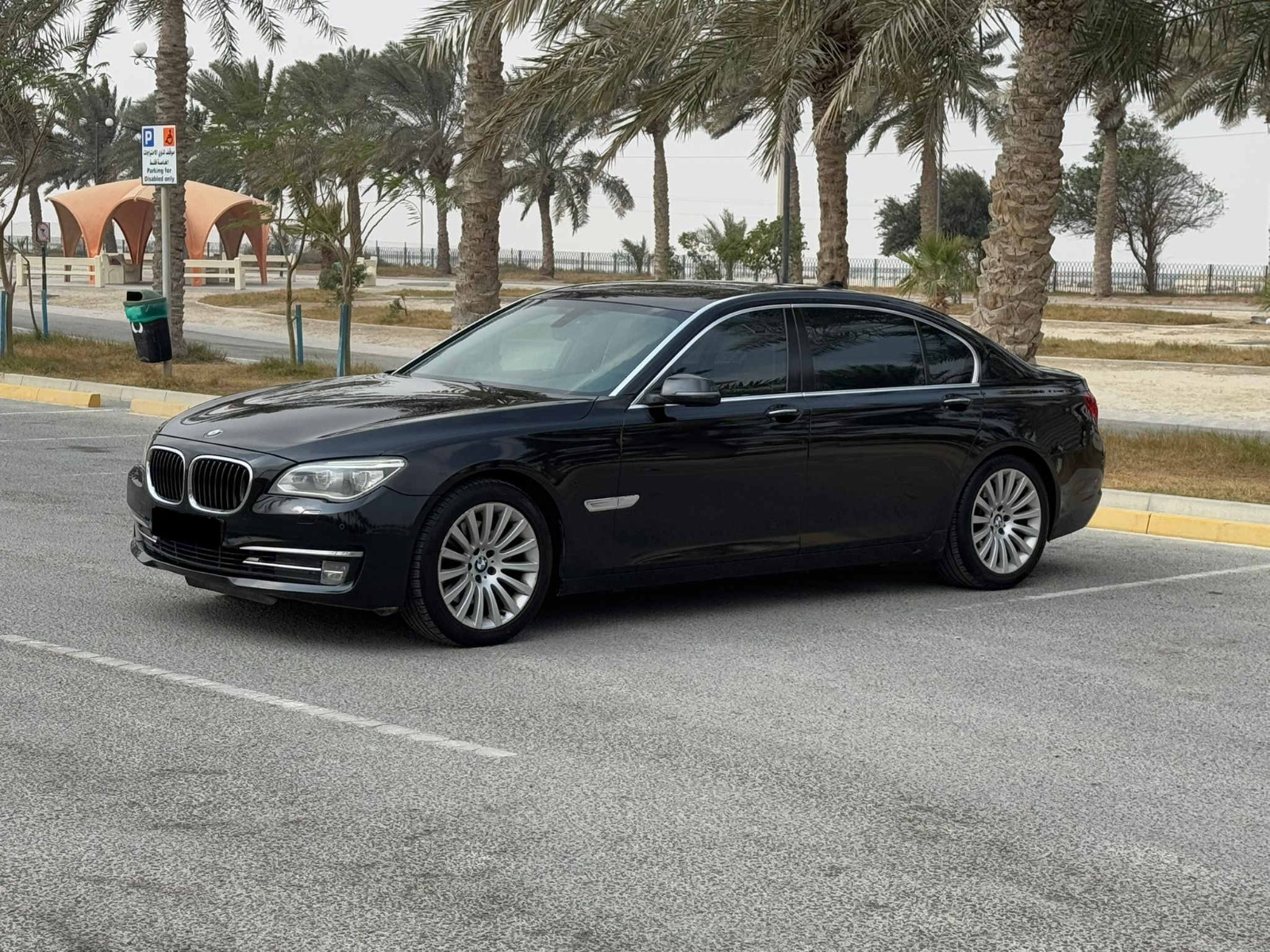 🚗 For Sale: BMW 730Li 2013 (Black)