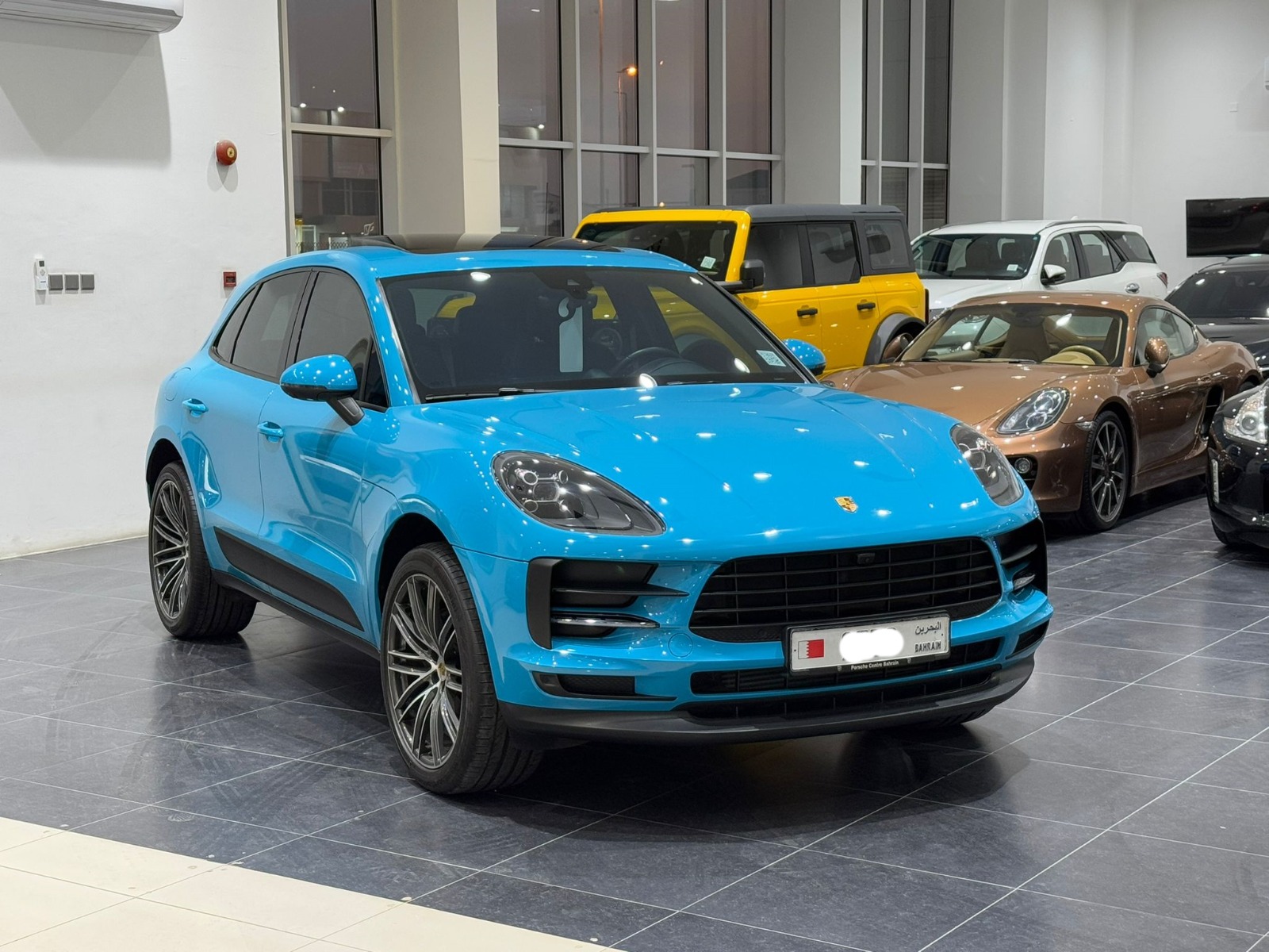 🚗 2021 Porsche Macan (Blue) – Special Order 🚗