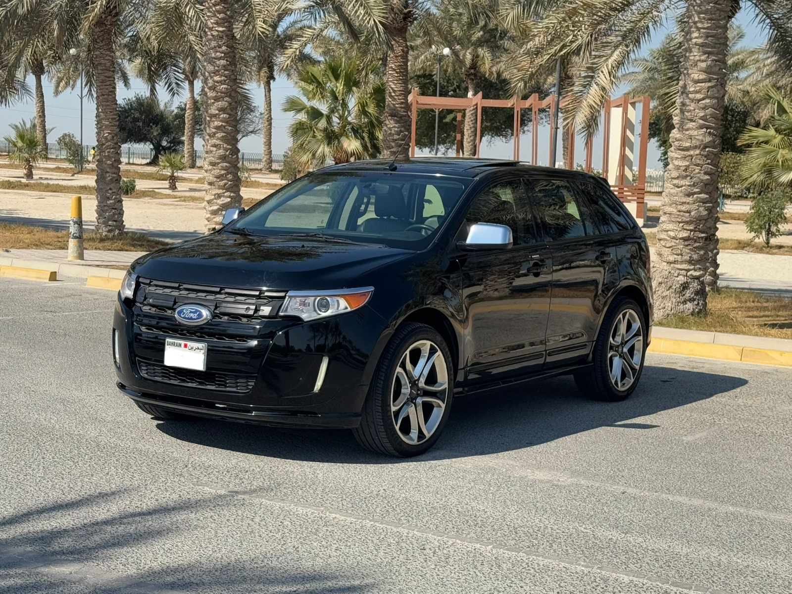 🚗 For Sale: 2012 Ford Edge Sport (Black)