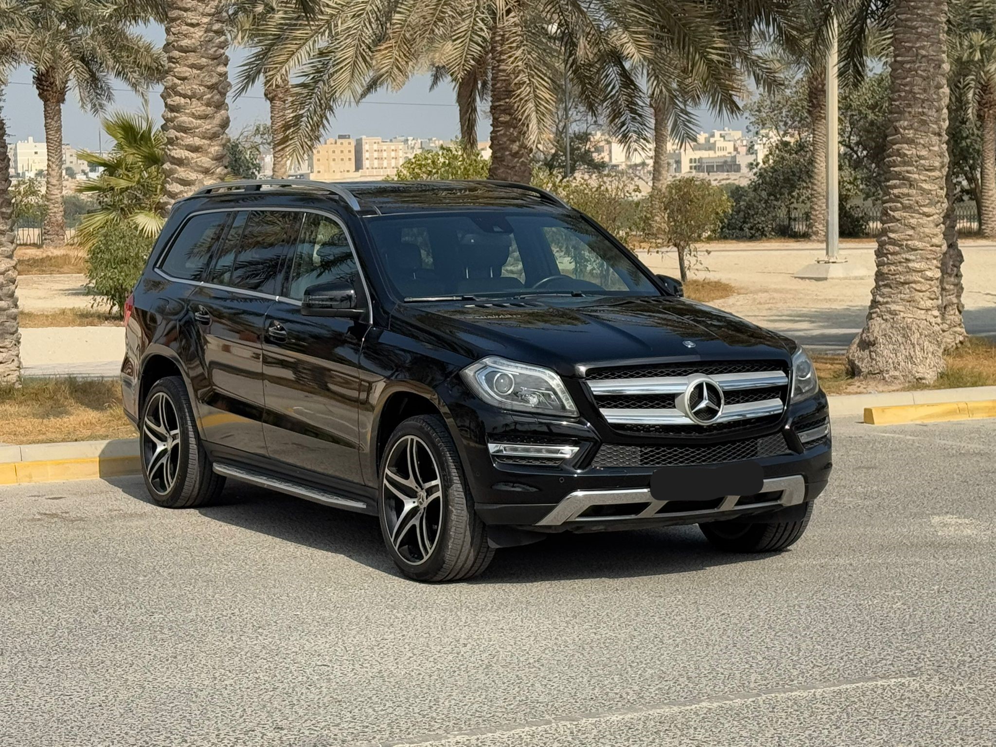 🚗 For Sale: Mercedes GL500 4Matic 2015 (Black)