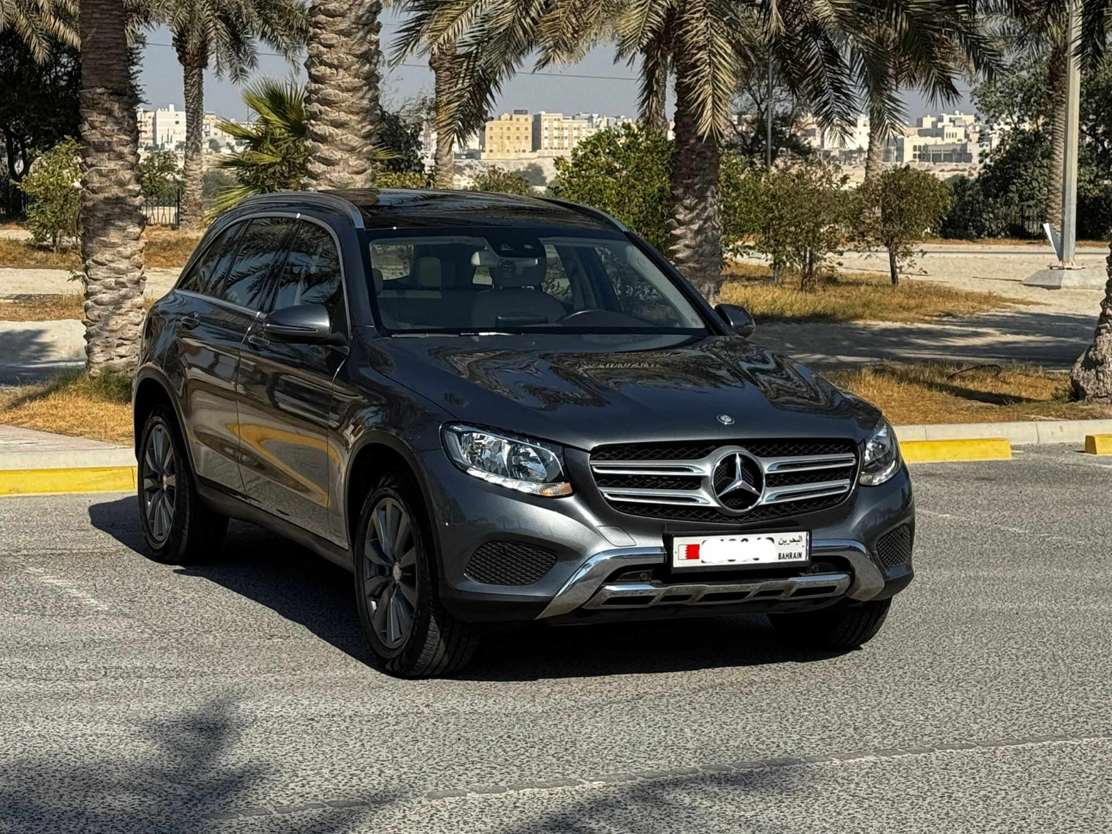 Mercedes GLC-250 4MATIC 2017 (Grey) 🚗