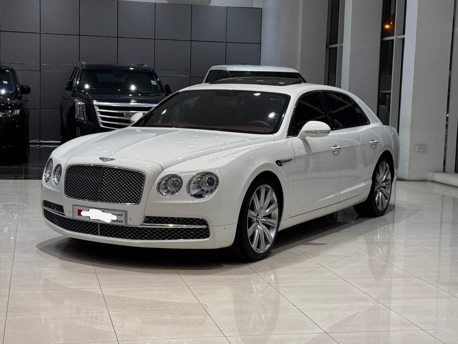 🚗 For Sale: 2015 Bentley Flying Spur (White) ✨