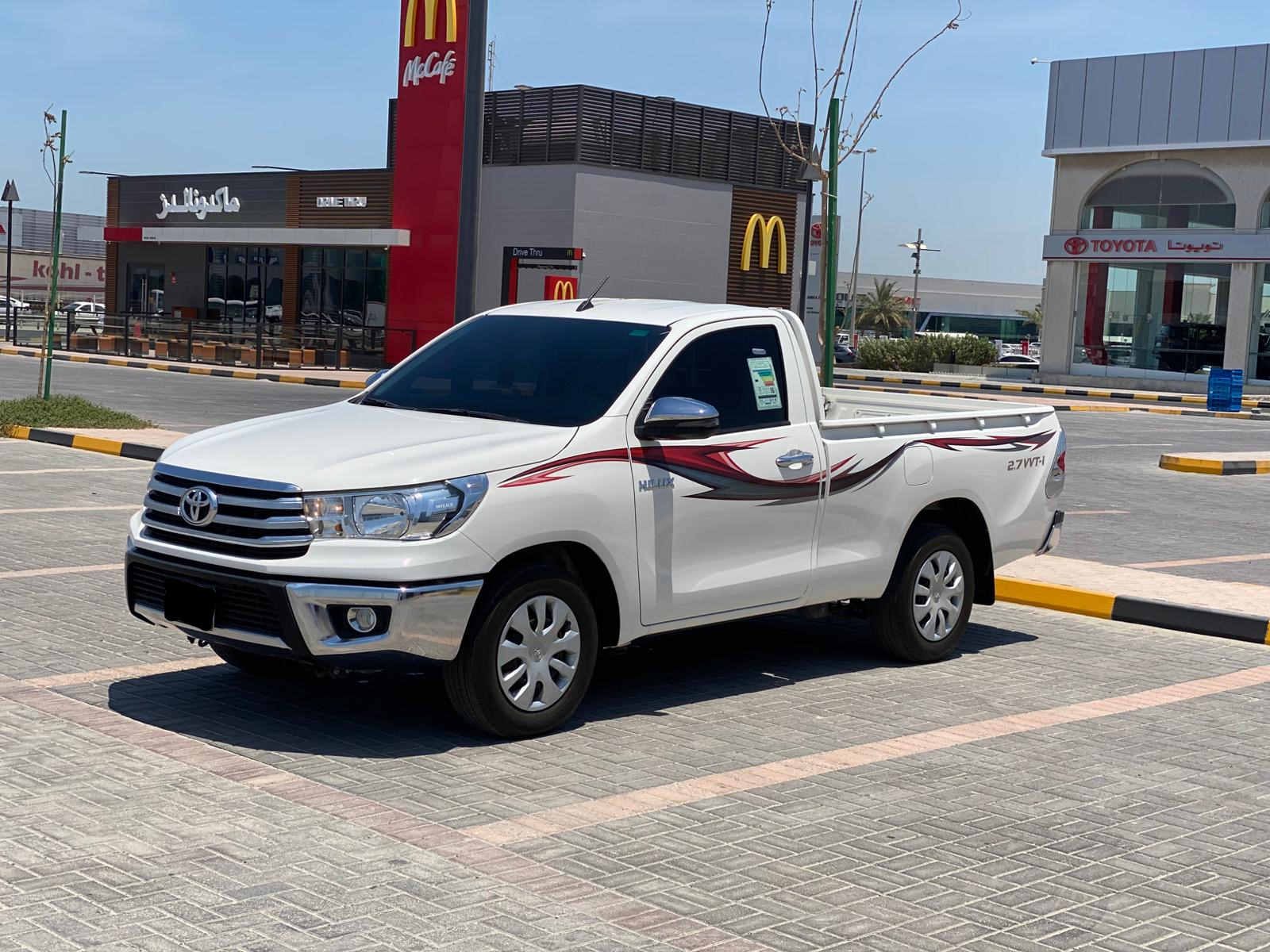 🚗 2023 Toyota Hilux (White) for Sale! 🚗
