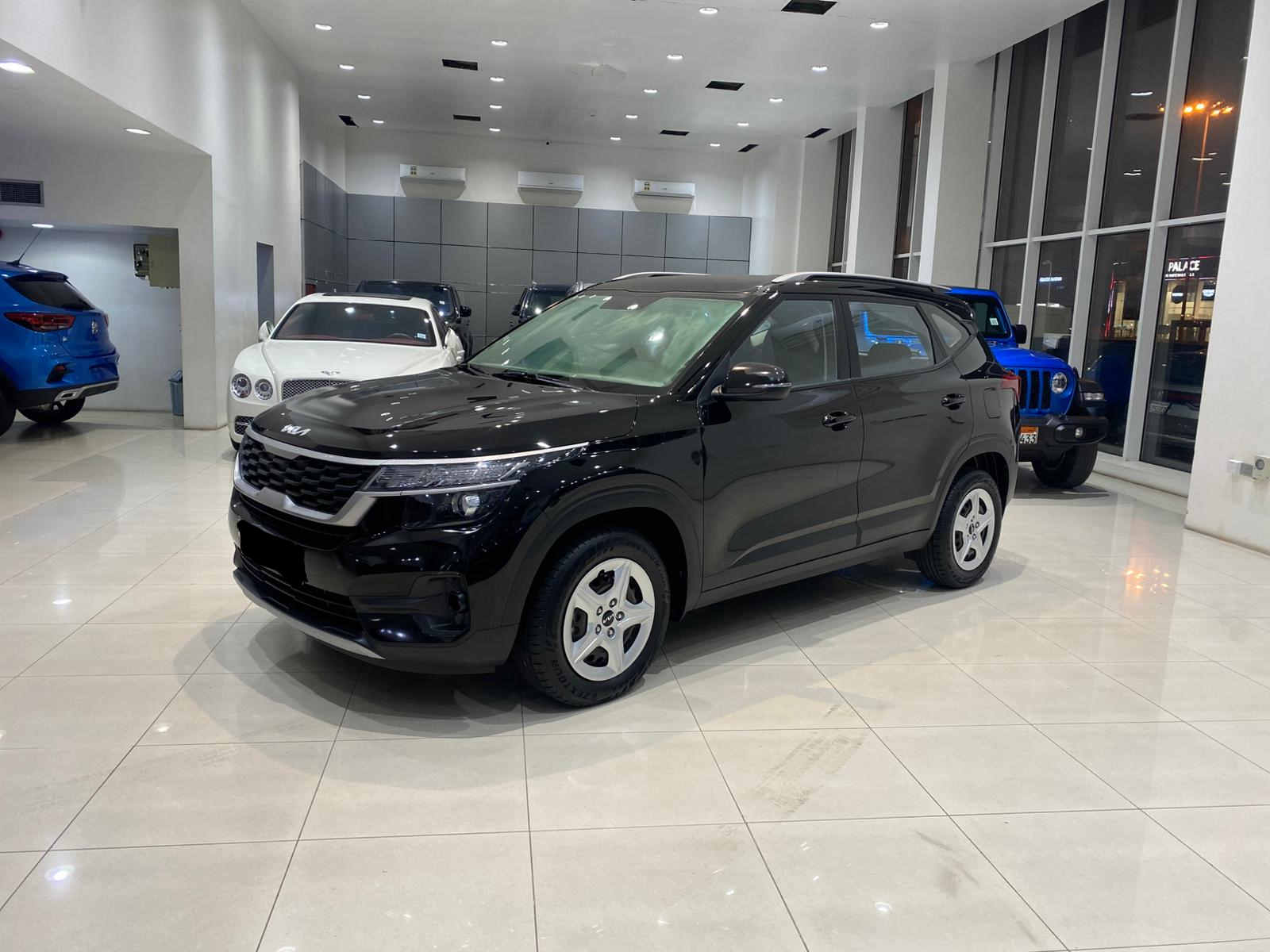 🚗 Kia Seltos 2023 (Black) 🖤
