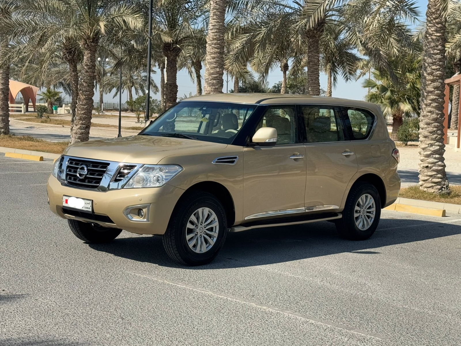 2014 Nissan Patrol SE (Beige) 🚗