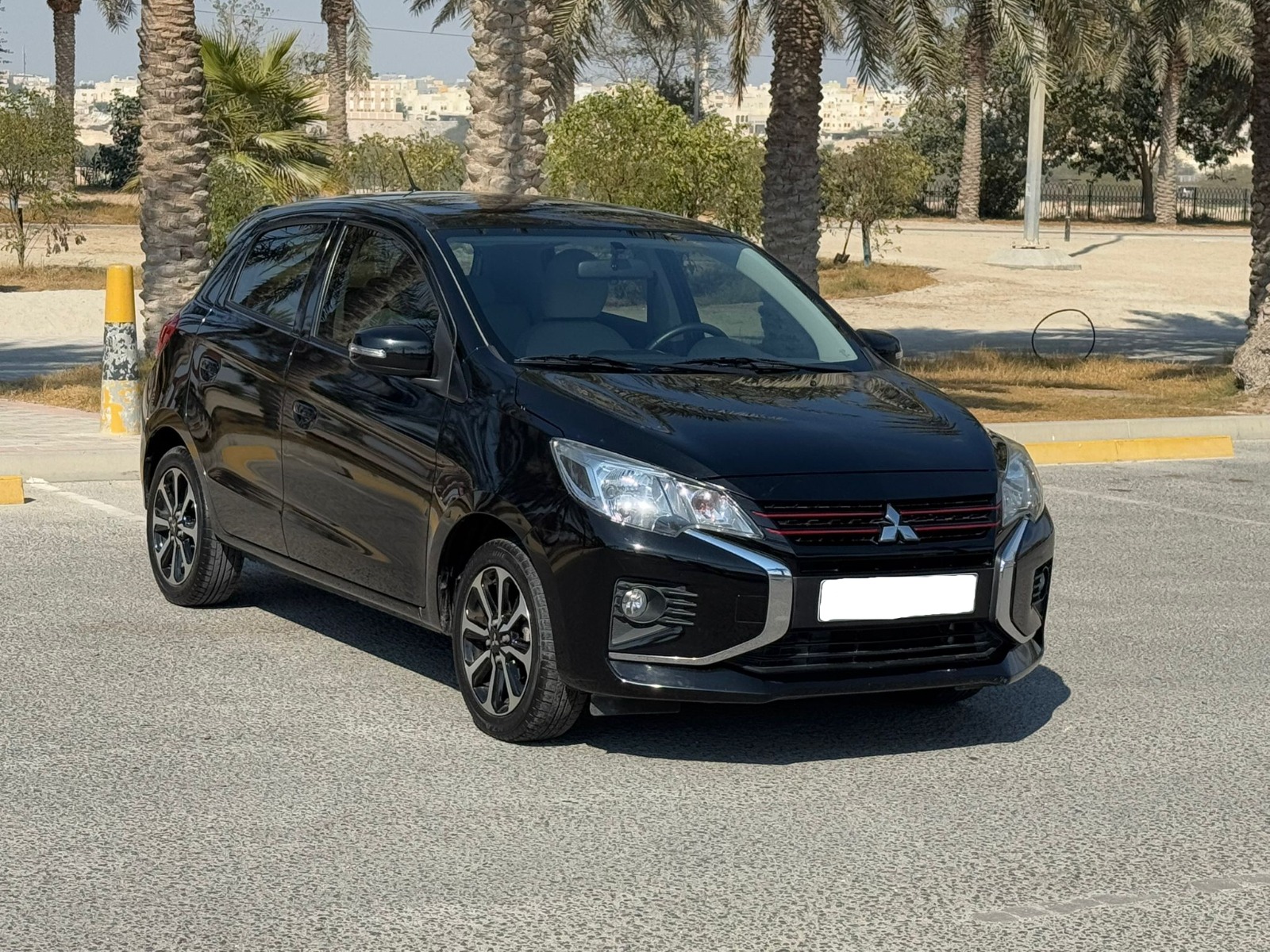 🚗 For Sale: 2023 Mitsubishi Space Star (Black)