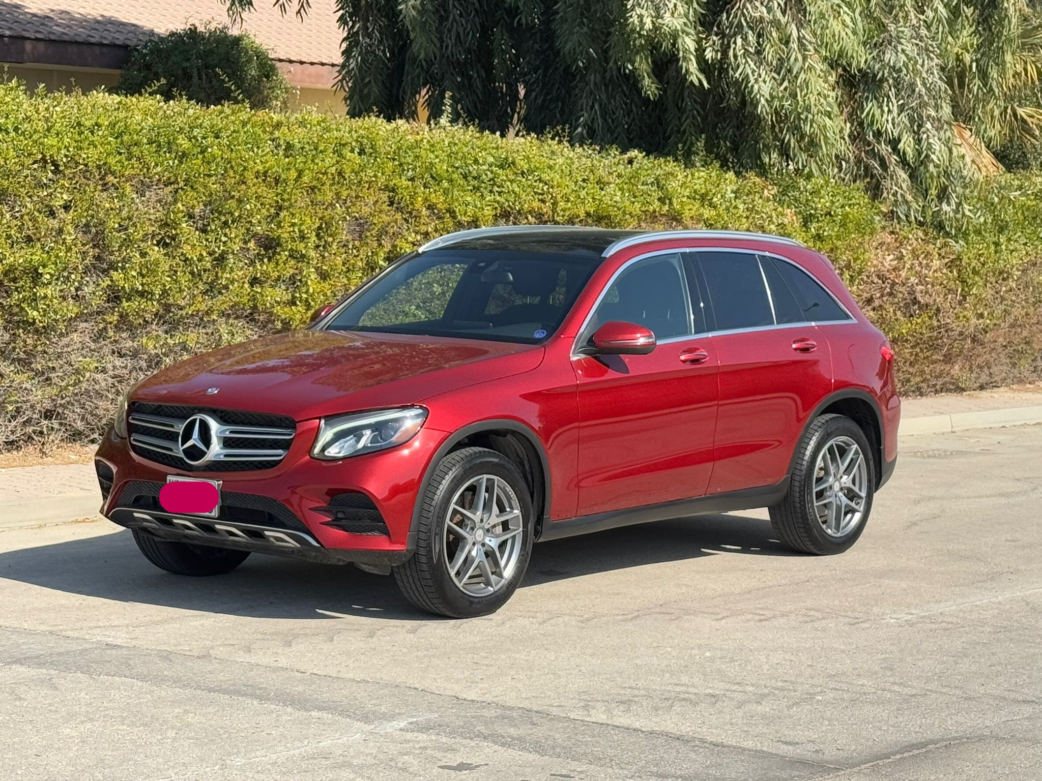 🚗 For Sale: 2017 Mercedes GLC-300 (Red)