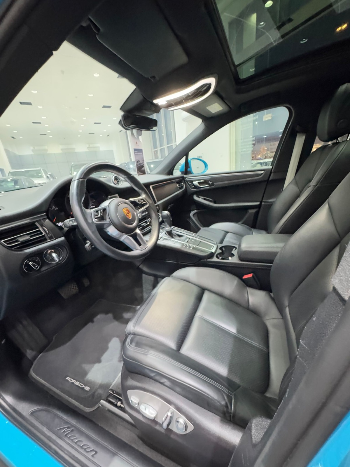 🚗 2021 Porsche Macan (Blue) – Special Order 🚗