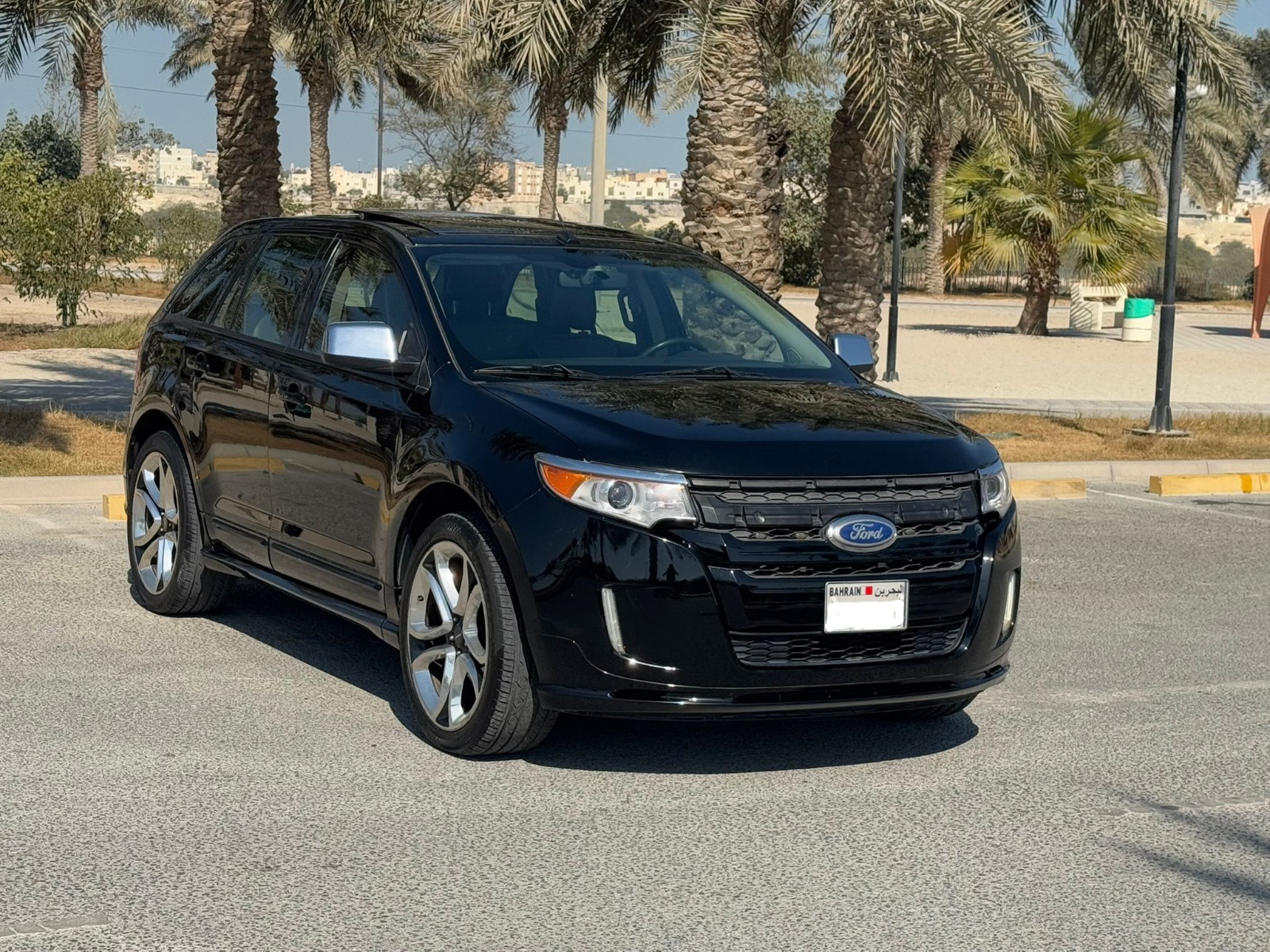 🚗 For Sale: 2012 Ford Edge Sport (Black)