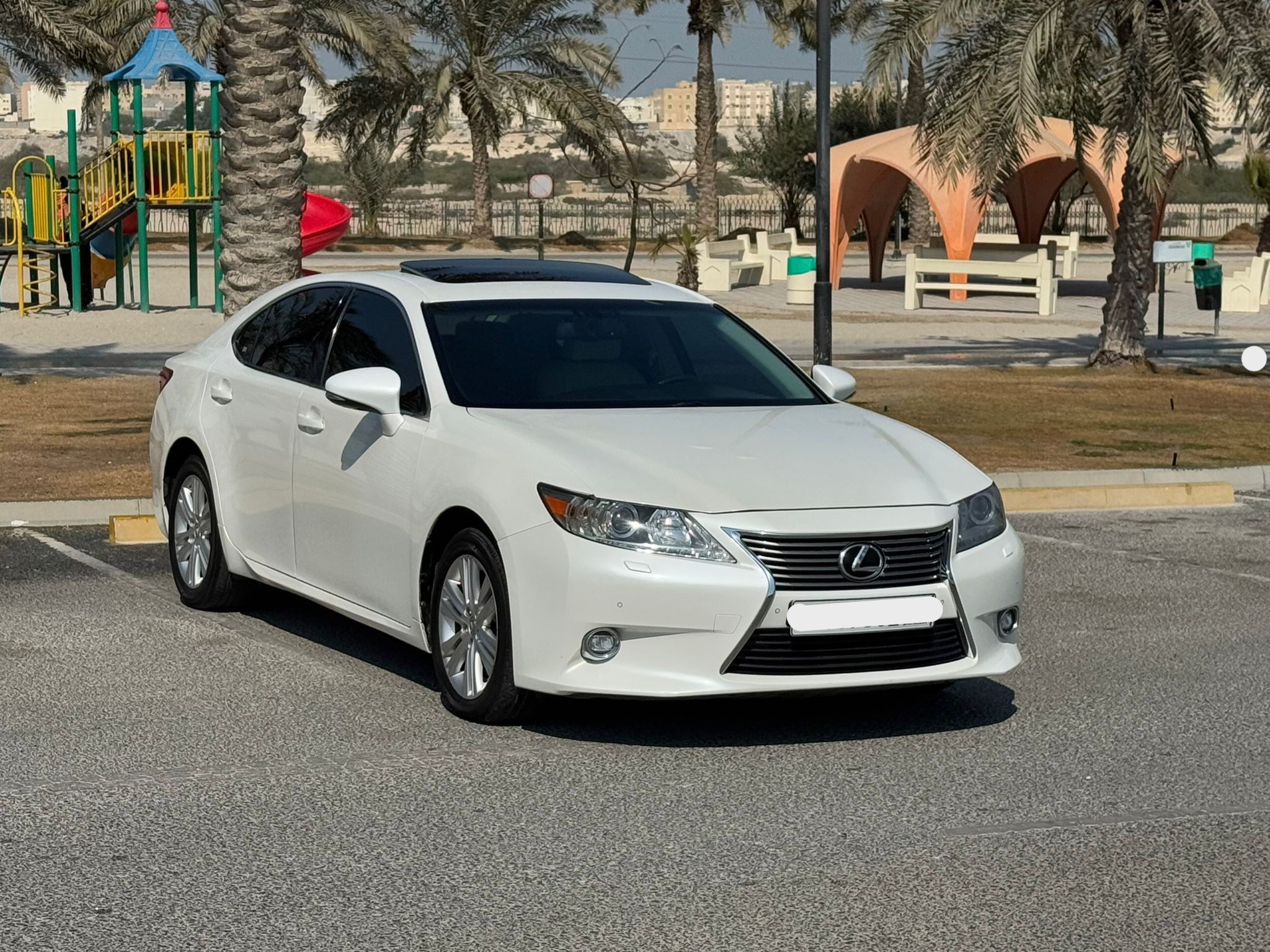 🚗 For Sale: Lexus ES-350 2014 (Pearl) 🚗