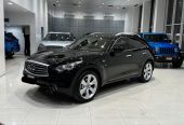 🚗 For Sale: 2016 Infiniti QX70S (Black)