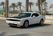 🚗💨 For Sale: 2013 Dodge Challenger R/T (White&Black)