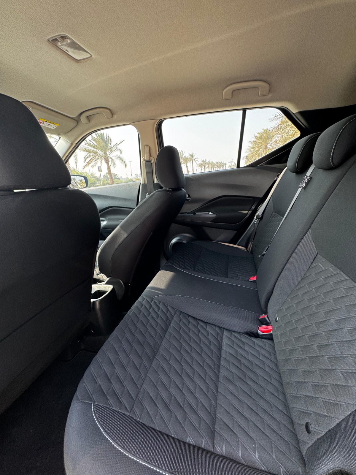 🚗 For Sale: Nissan Kicks 2023 (Grey) 🚗