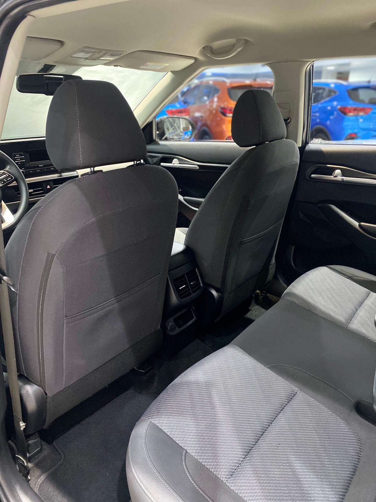 🚗 Kia Seltos 2023 (Black) 🖤